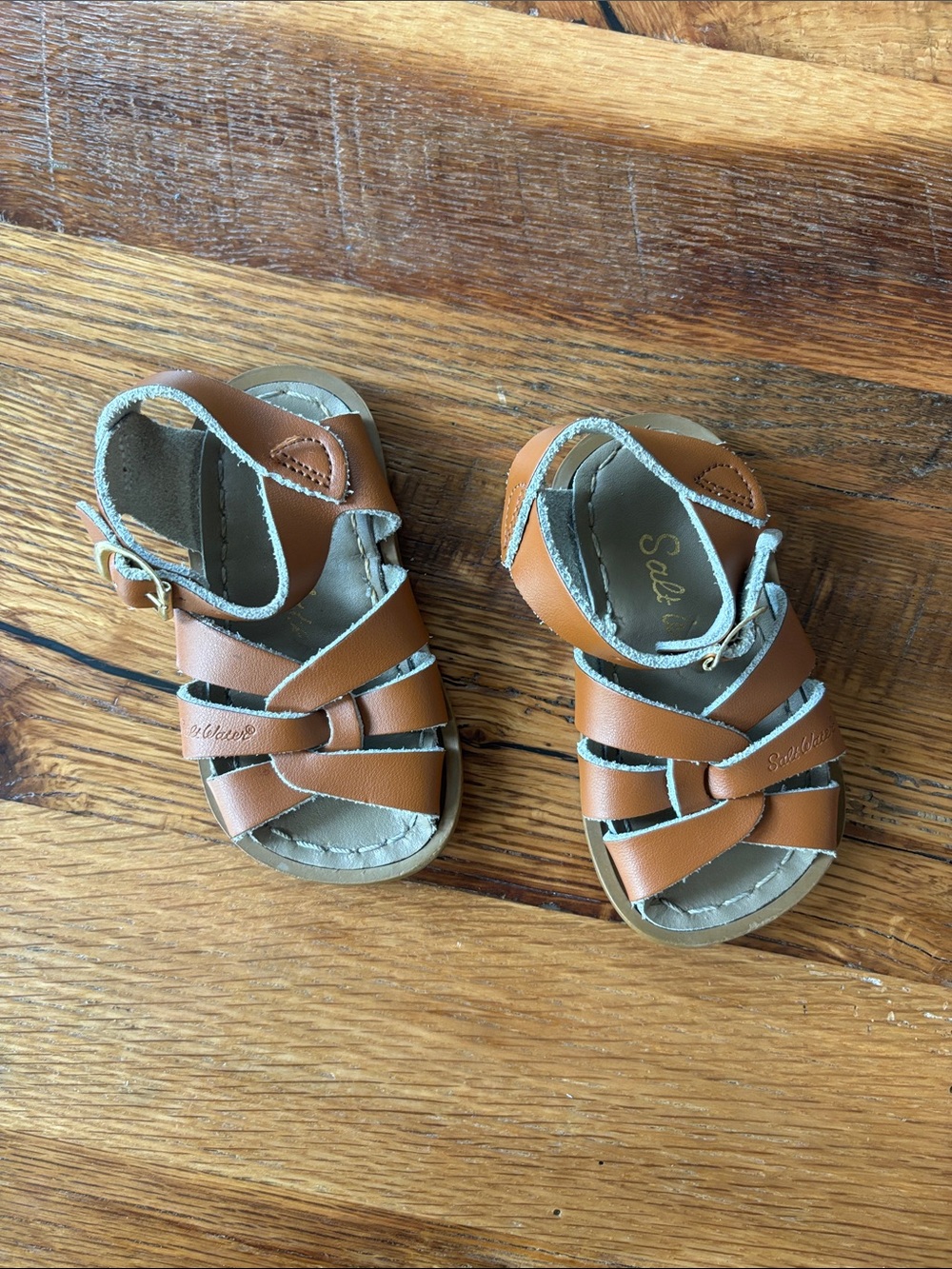 Salt Water Sandals Brown Size 4